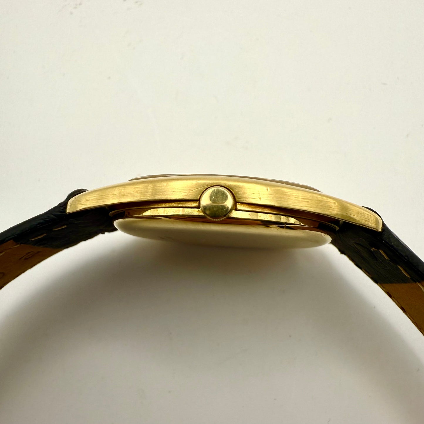 Vacheron Constantin Les Historiques – Réf. 2020 – Extra-Plate Vintage – Or Jaune 18K