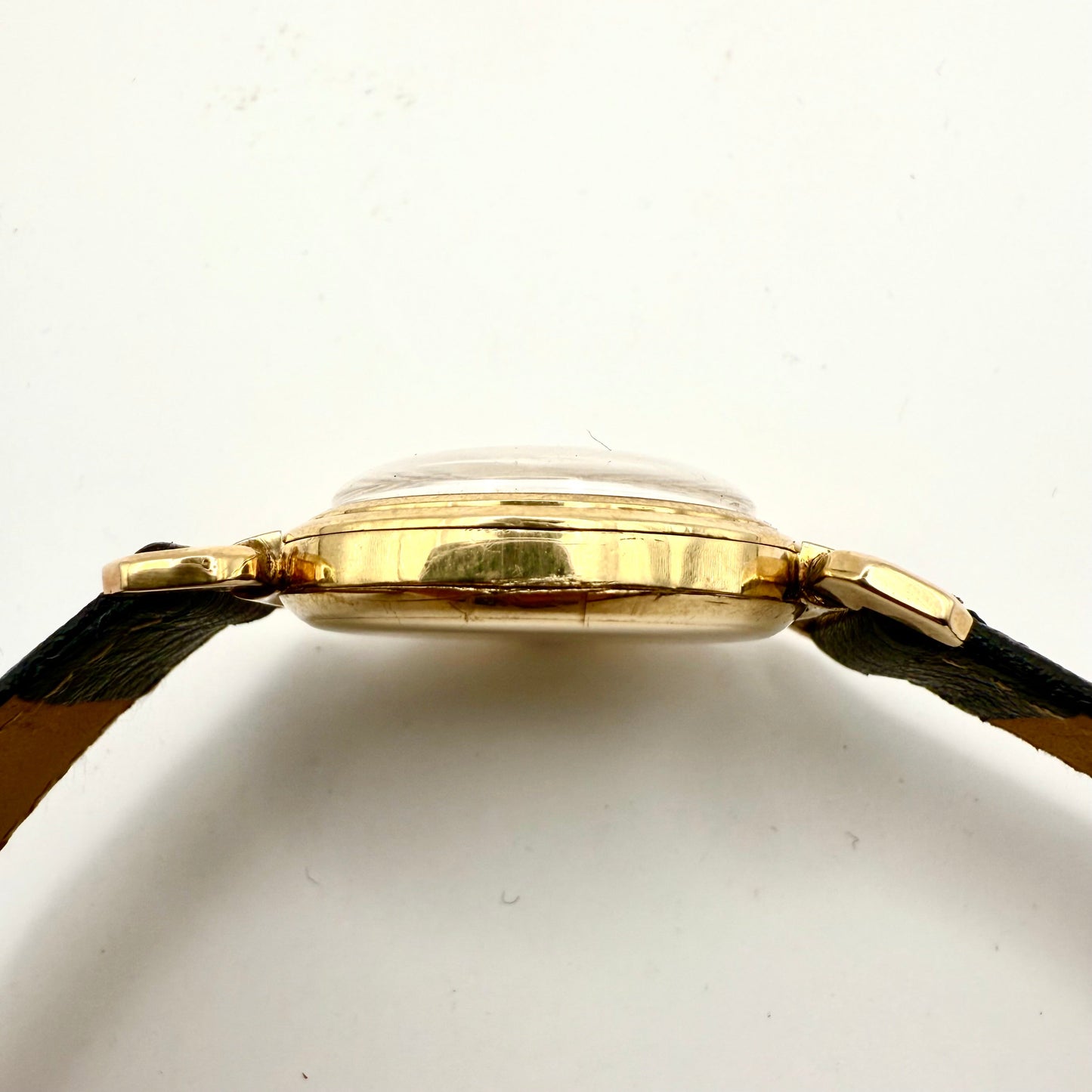 Movado Vintage – Calibre Manufacture 150MN – Boîtier Or 9K – Années 1950