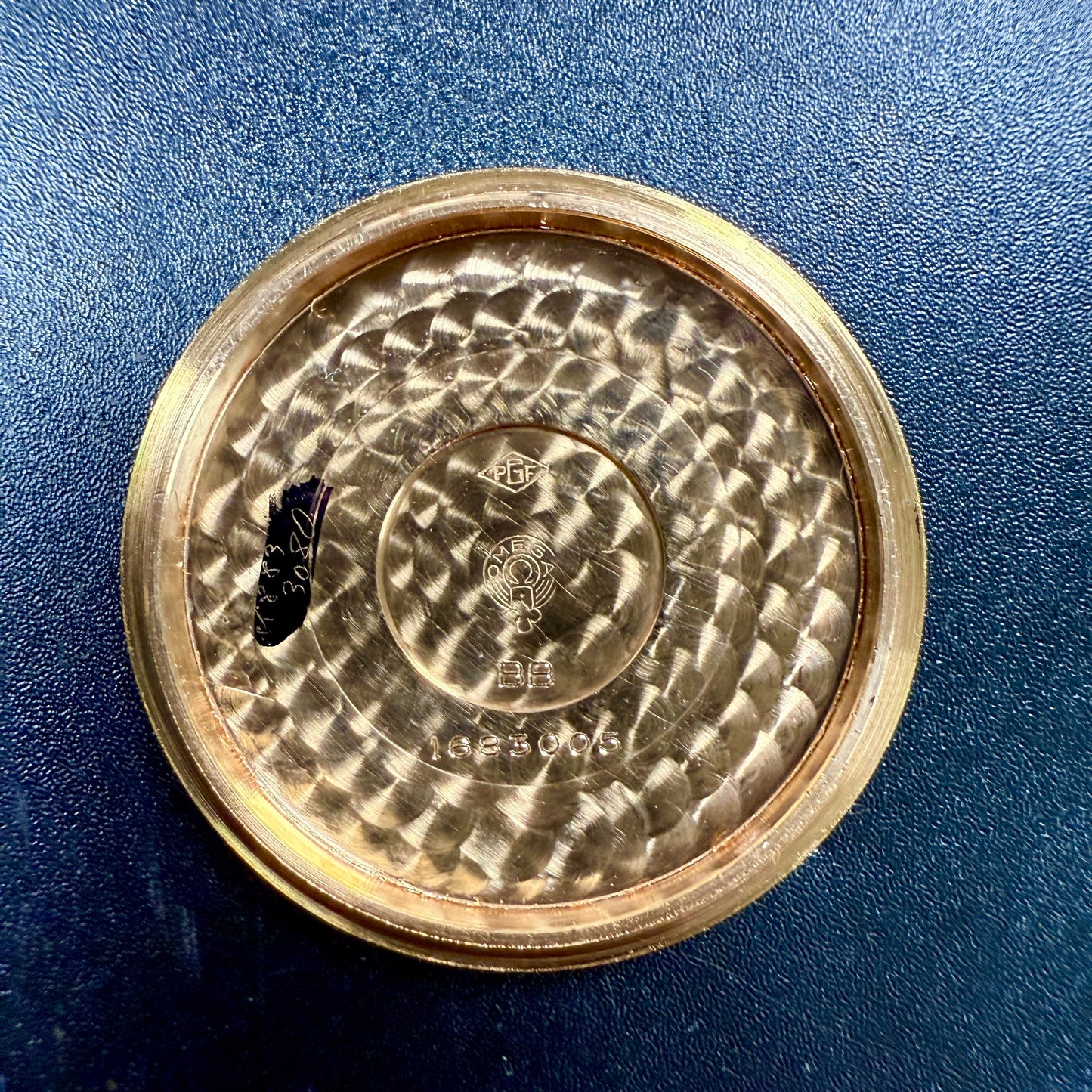 Omega Constellation – Or Jaune 18K – Calibre 561 – Icône de l’élégance vintage