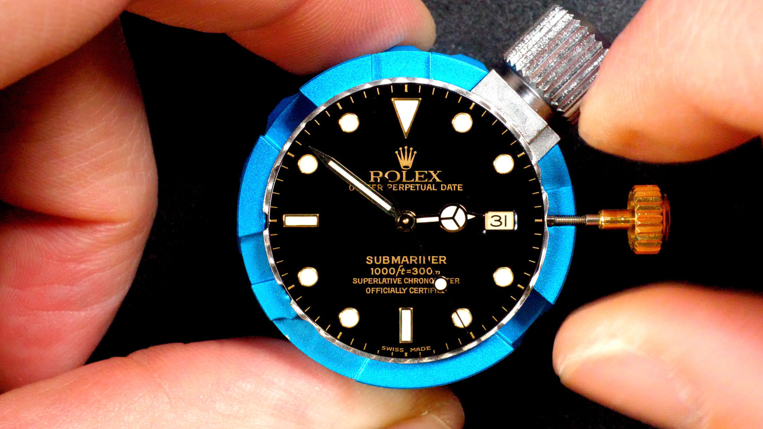 Révision et réglage de précision d’une montre automatique Rolex avec chronocomparateur, avant restauration complète