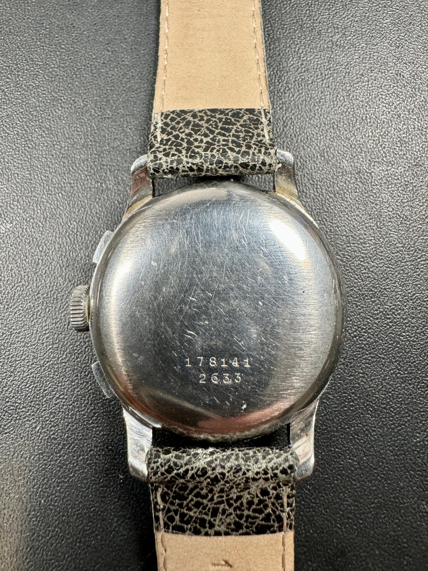 Chronographe Jaeger Vintage – Réf. 2633 – Calibre Valjoux 23 – Acier Inoxydable