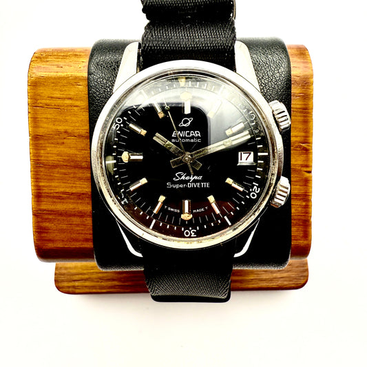 Enicar Sherpa Super Divette 144-35-01 AR1145 1960s Vintage Black Dial