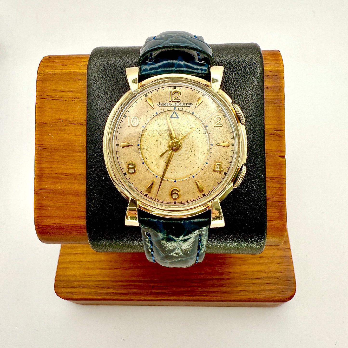Jaeger-LeCoultre Memovox Alarm – Calibre 814 – Cadran plaqué or 10K – Vintage – Swiss Made