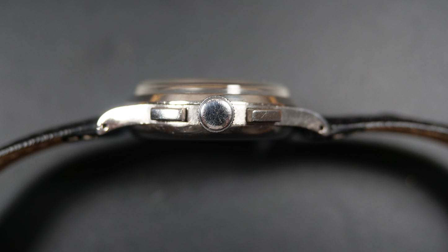 Chronographe Jaeger Vintage – Calibre Universal Genève 285 – Boîtier Acier – 35 mm