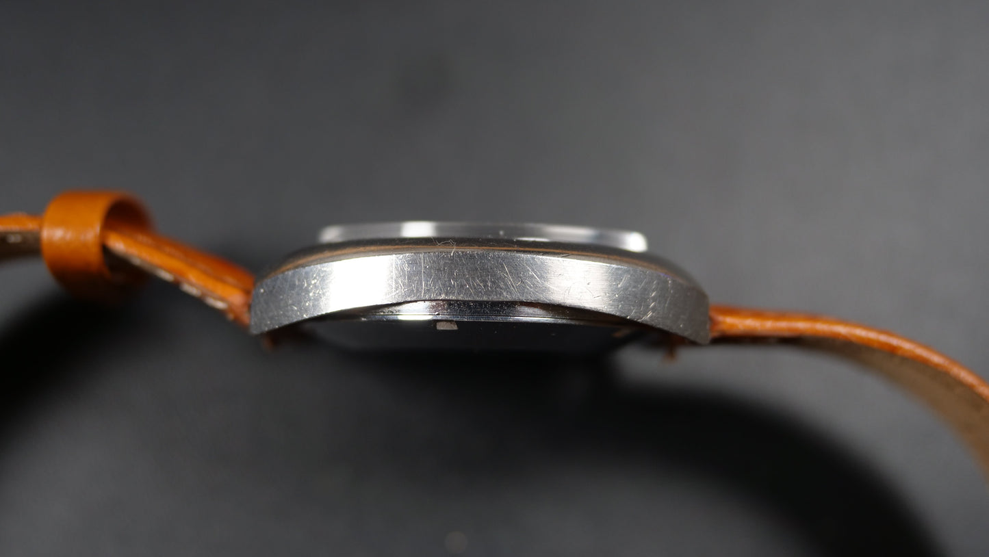 Jaeger-LeCoultre Master Mariner Automatic Calendar – Réf. E559 – Calibre K883 – Boîtier Tonneau – 37 mm