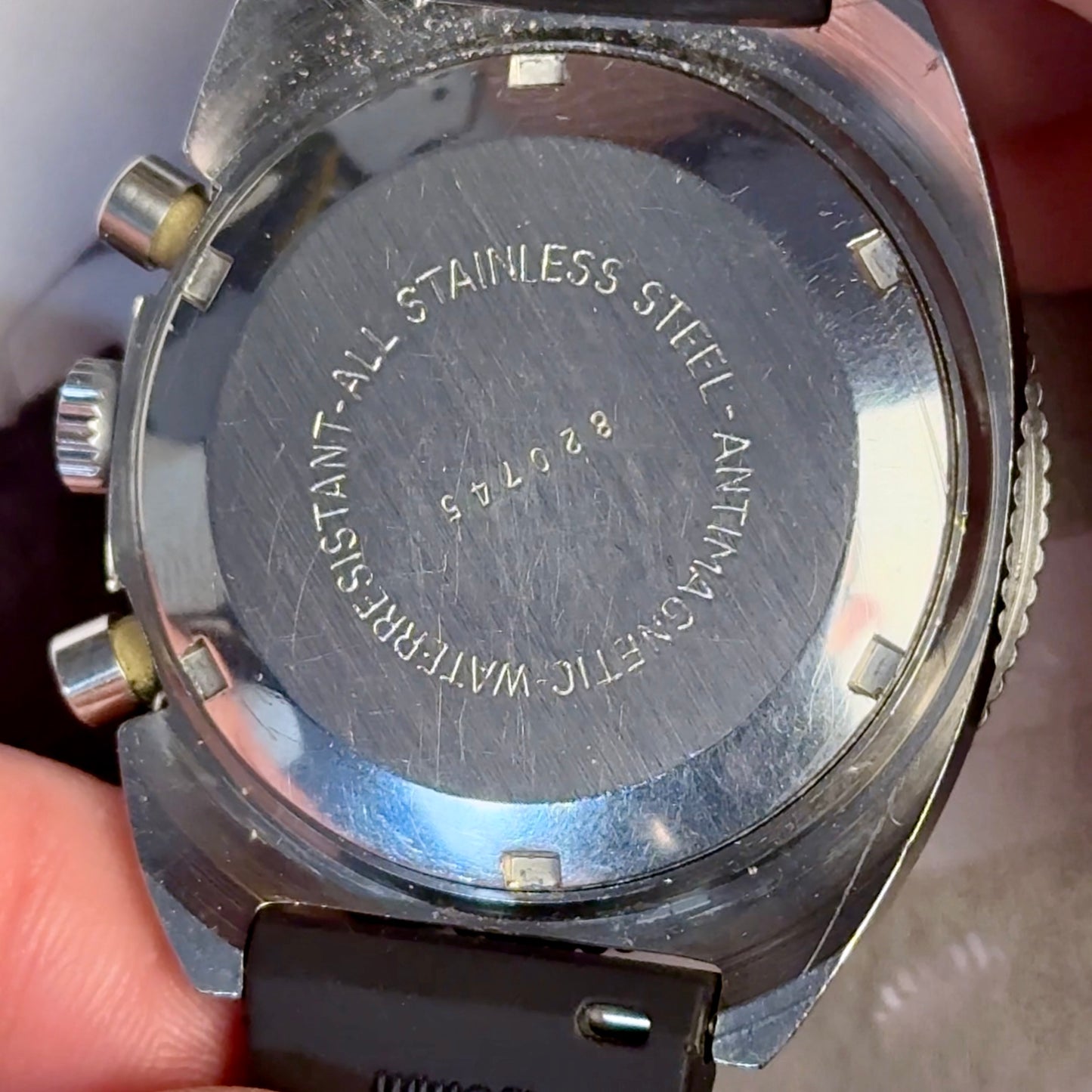 Yema Tomahawk – Chronographe vintage Valjoux 7734